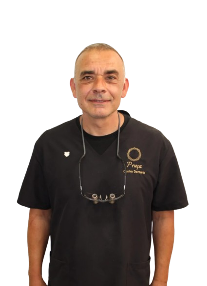Centro Dentário da Praça
DR. ANTÓNIO CRUZ
Implantologia Avançada e Cirurgia Oral